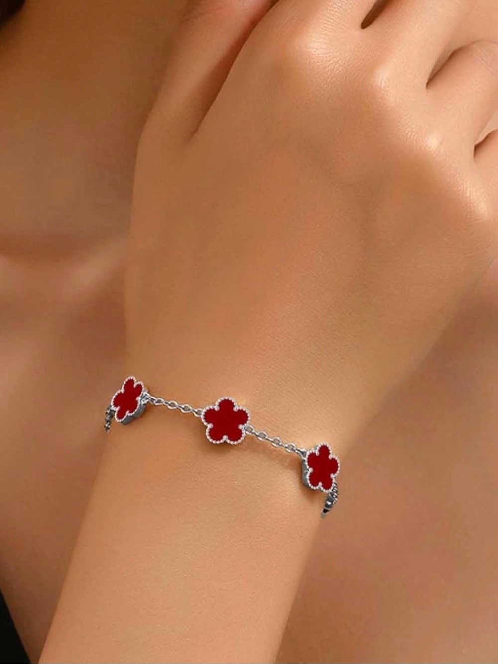 ⭐️FINAL PRICE Stainless Steel Red Clover Link Bracelet